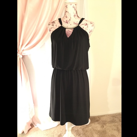 White House Black Market Dresses & Skirts - White House Black Market Sassy Little Black Dress
